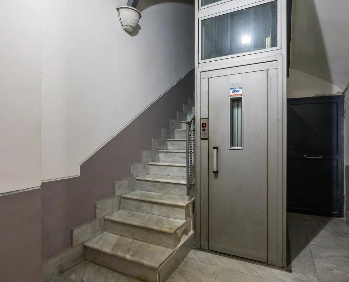 Lioy 25 By Napoliapartments Гостевой дом Неаполь