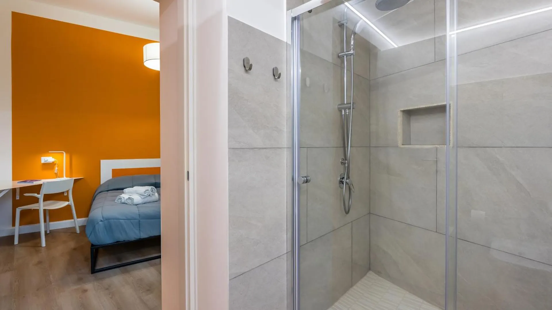 Lioy 25 By Napoliapartments Неаполь