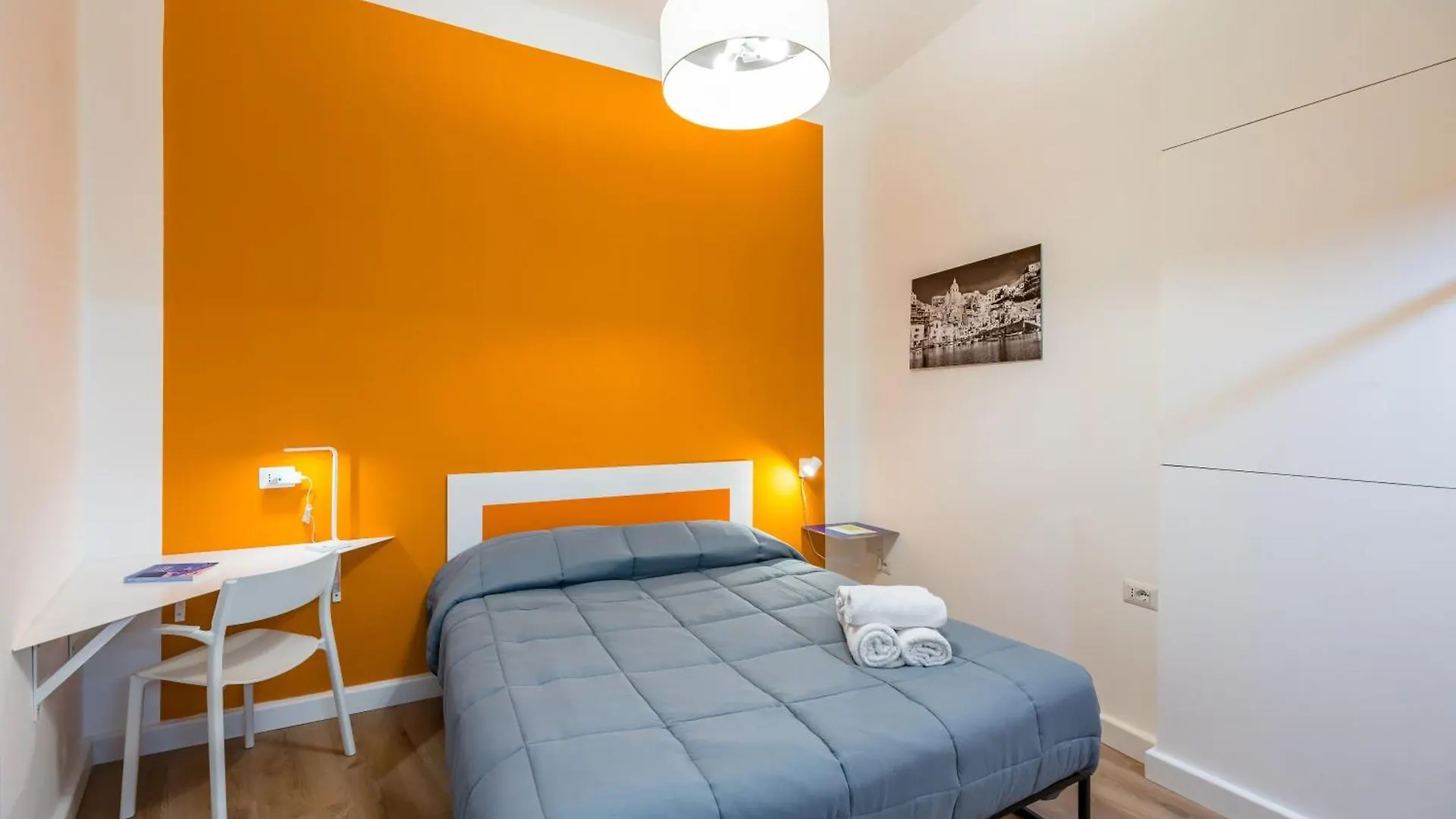 Lioy 25 By Napoliapartments 0*, Неаполь Италия
