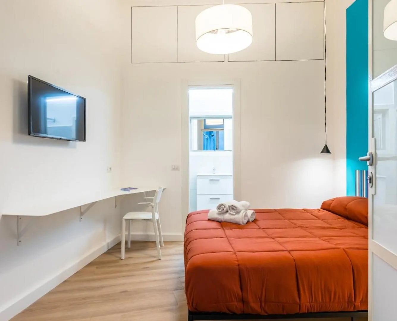 Lioy 25 By Napoliapartments Гостевой дом