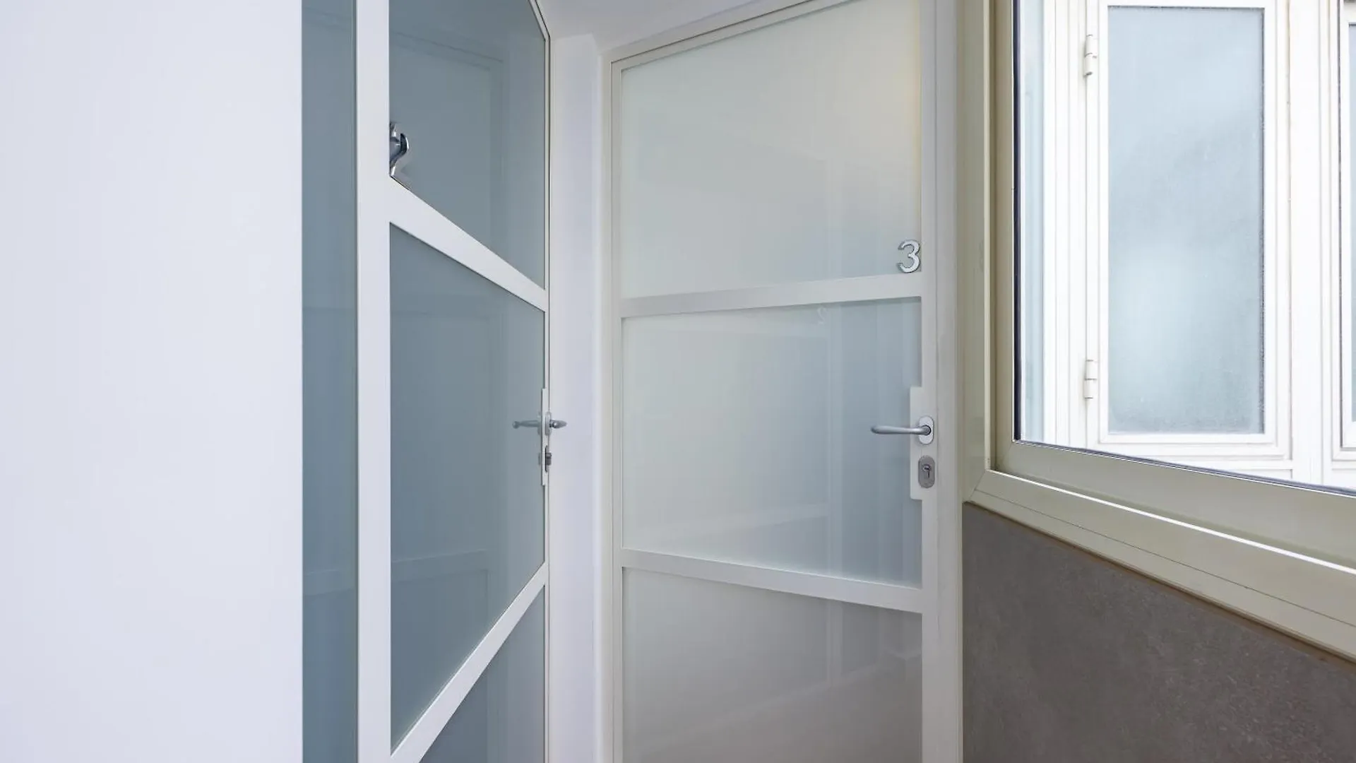 Lioy 25 By Napoliapartments 0*, Неаполь Италия