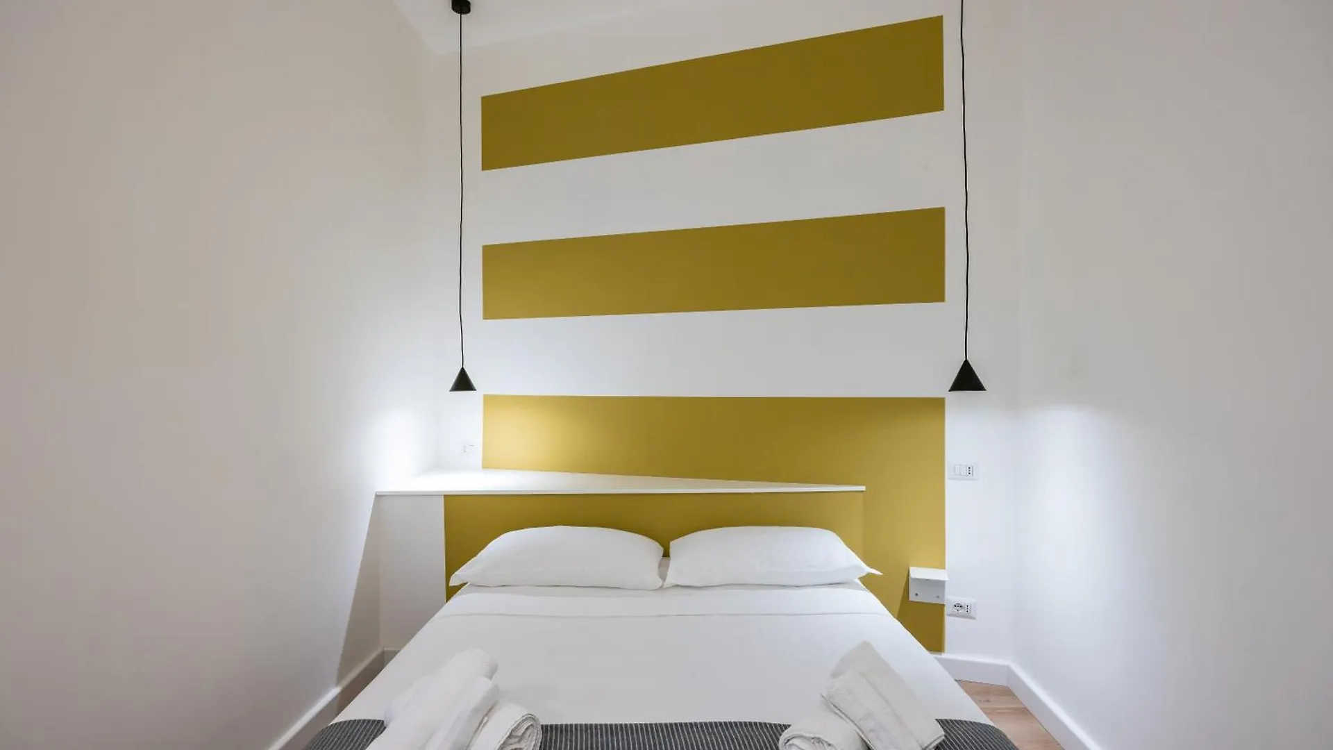 Lioy 25 By Napoliapartments Италия